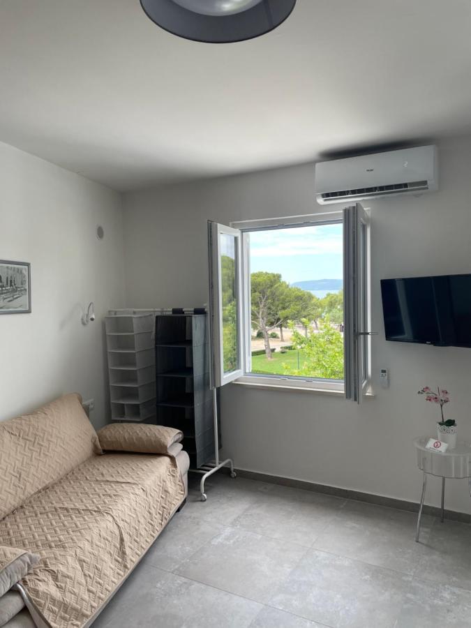 Sandra Apartments Макарска Екстериор снимка