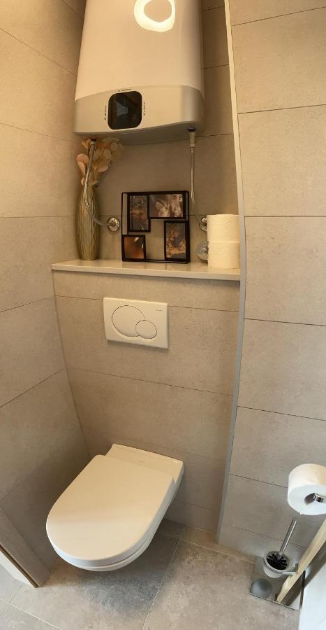 Sandra Apartments Макарска Екстериор снимка